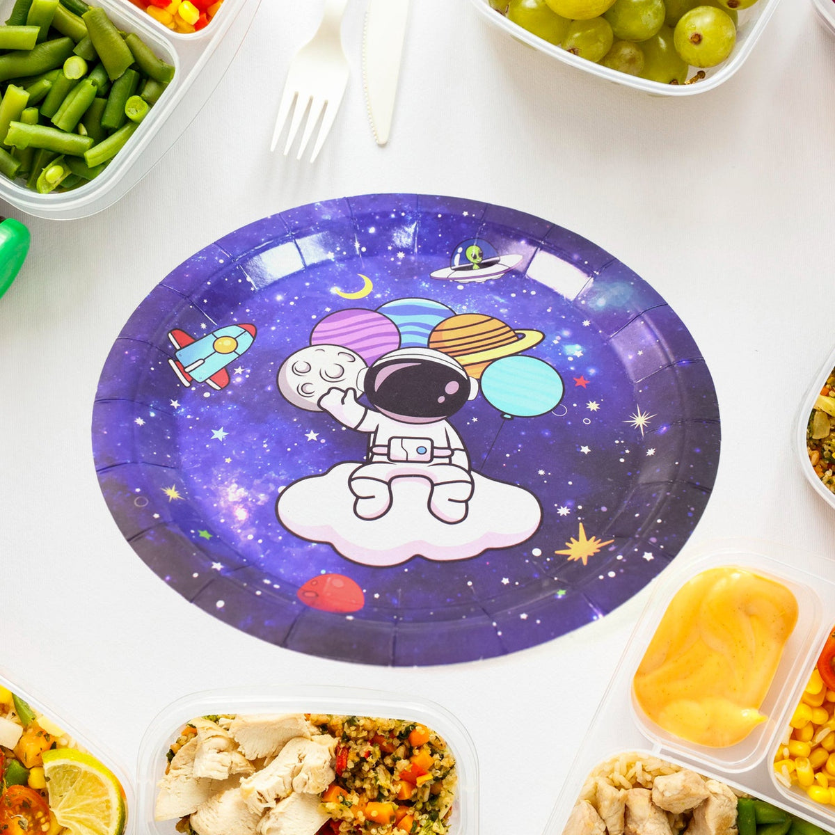 Disposable Paper Plates – Festive Birthday set – view 7