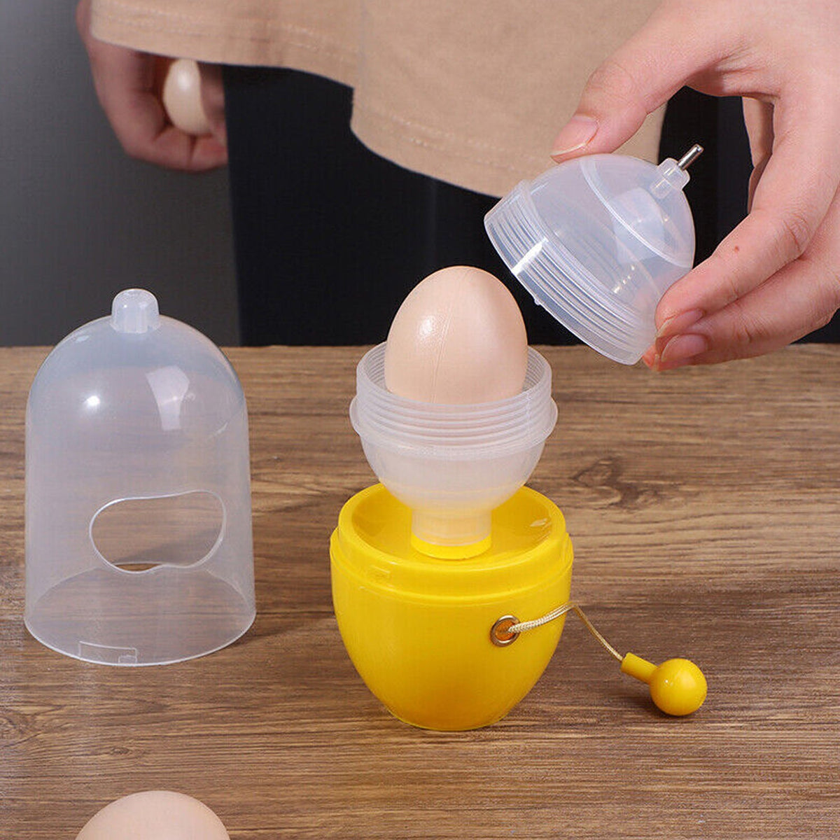 Manual Egg Scrambler – Effortless Yolk Mixer Tool – alternate view