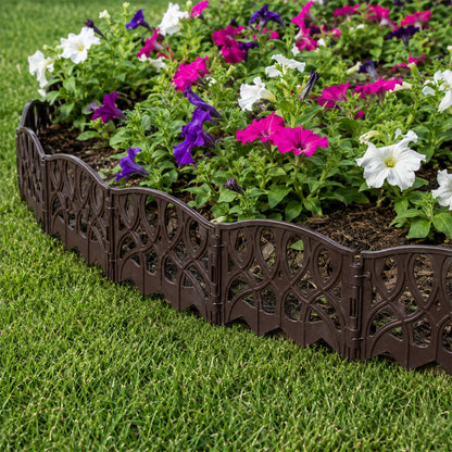 Decorative Plastic Garden Fence Border set for Lawn, Yard – close-up
