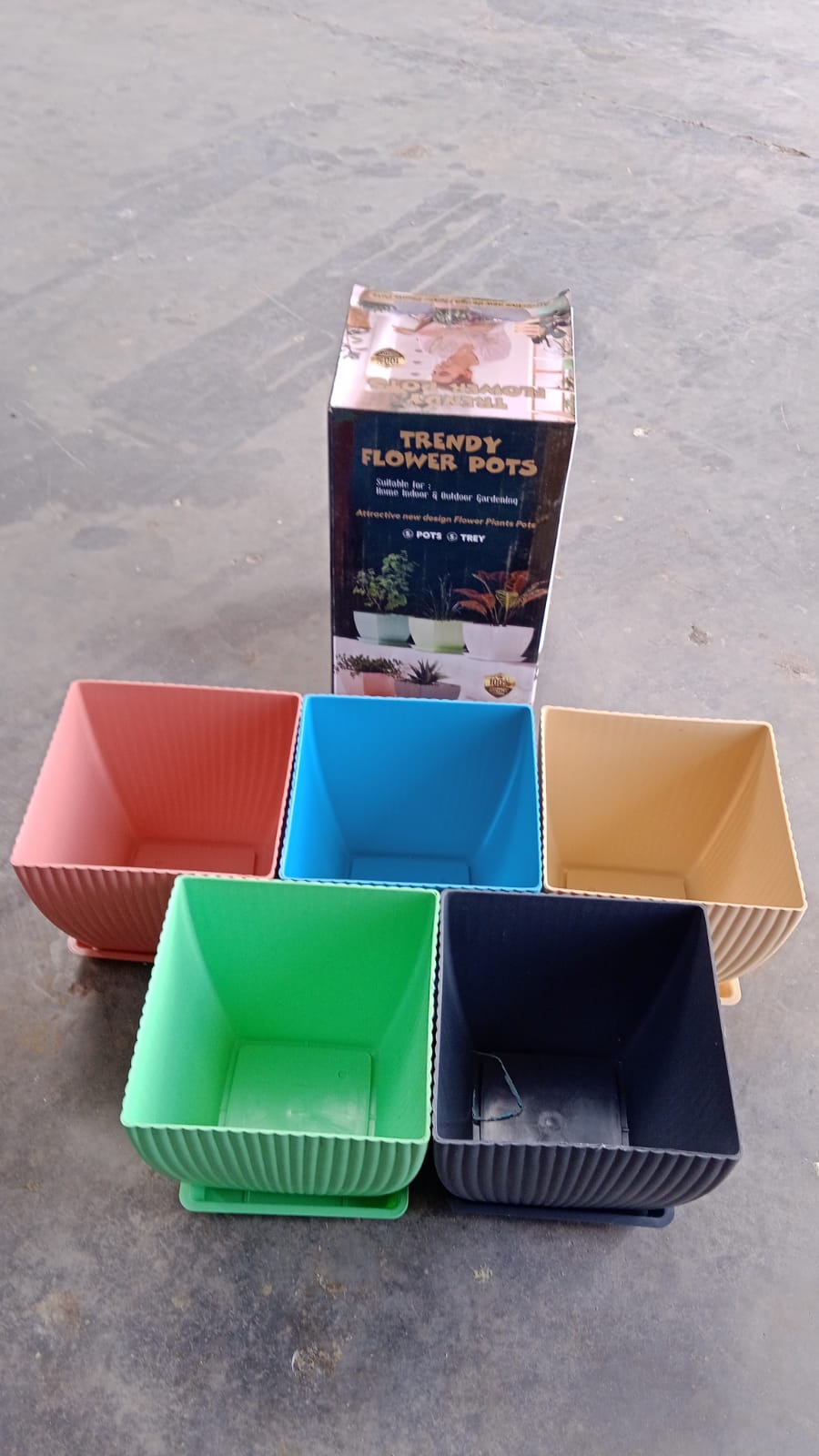 Square Plastic Flower Pots set of 5 – Durable Lightweight – view 9