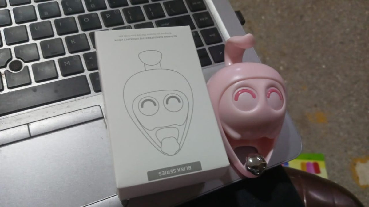 Adhesive Coat Hook – Cute Wink Cat Design, No Drill – view 7