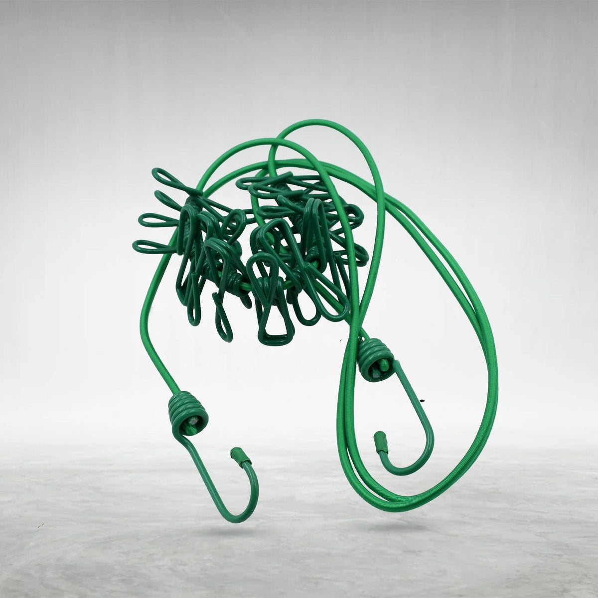 Portable Clothes Drying Rope – Elastic with 12 Clips – detail view