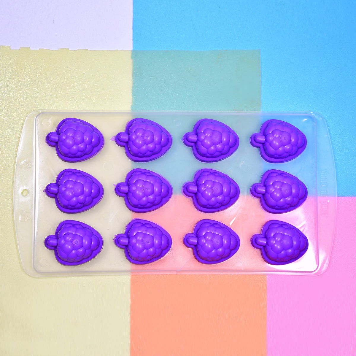Silicone Blueberry Shape Ice Cube Tray – detail view