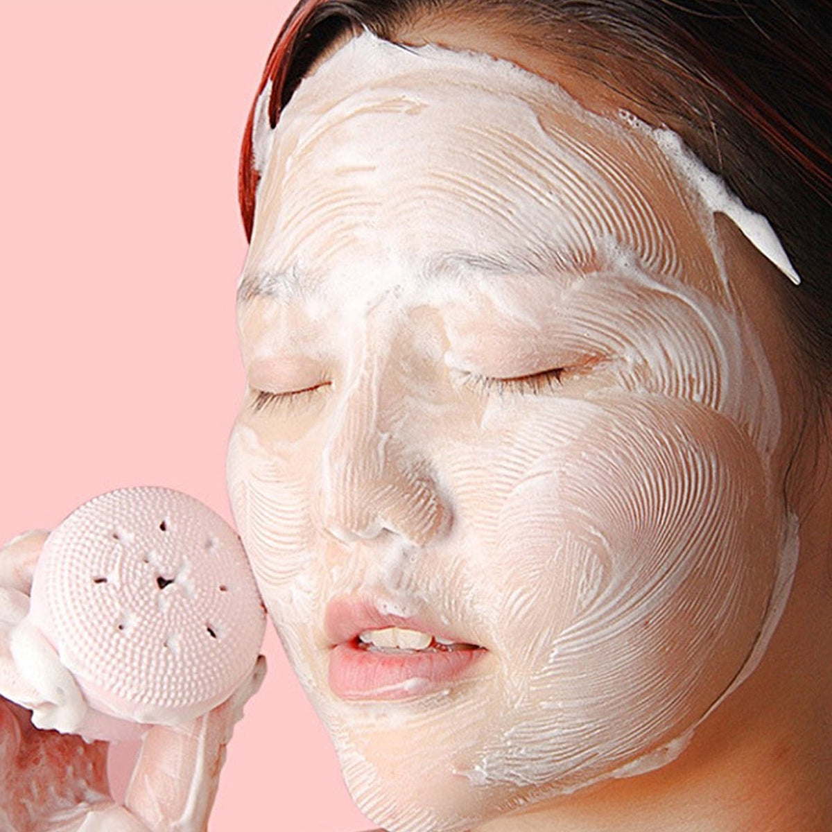 Silicone Facial Cleansing Brush – Octopus Shape – close-up