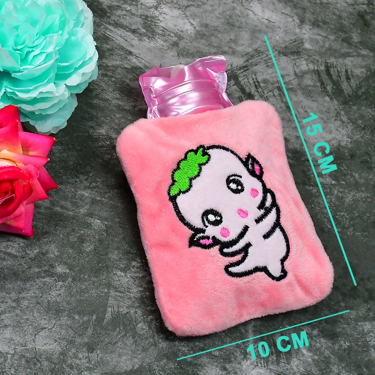 Pink Hot Water Bag – Soft Cover for Pain Relief – detail view