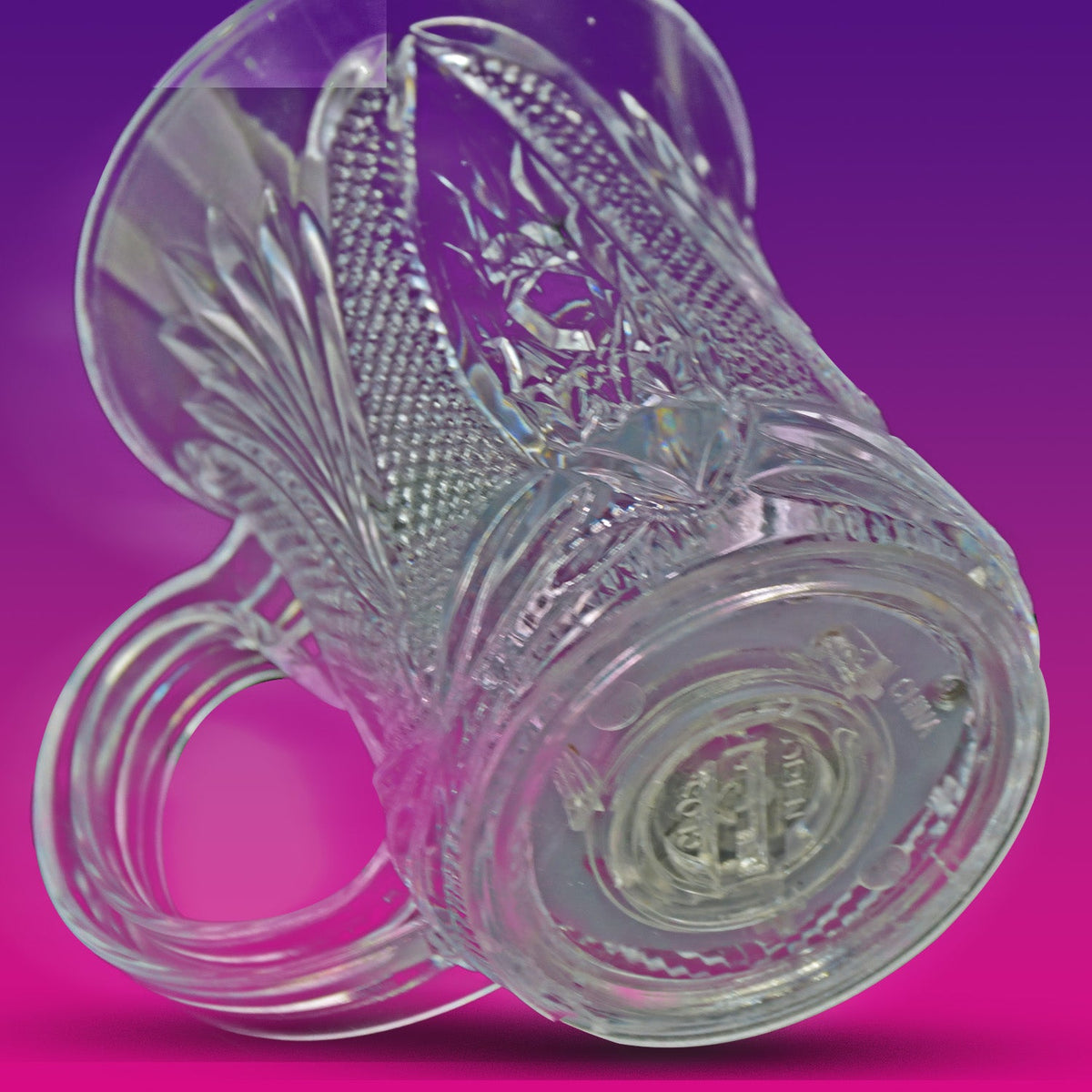 LED Party Cups – Flashing Water-Activated Glasses – close-up