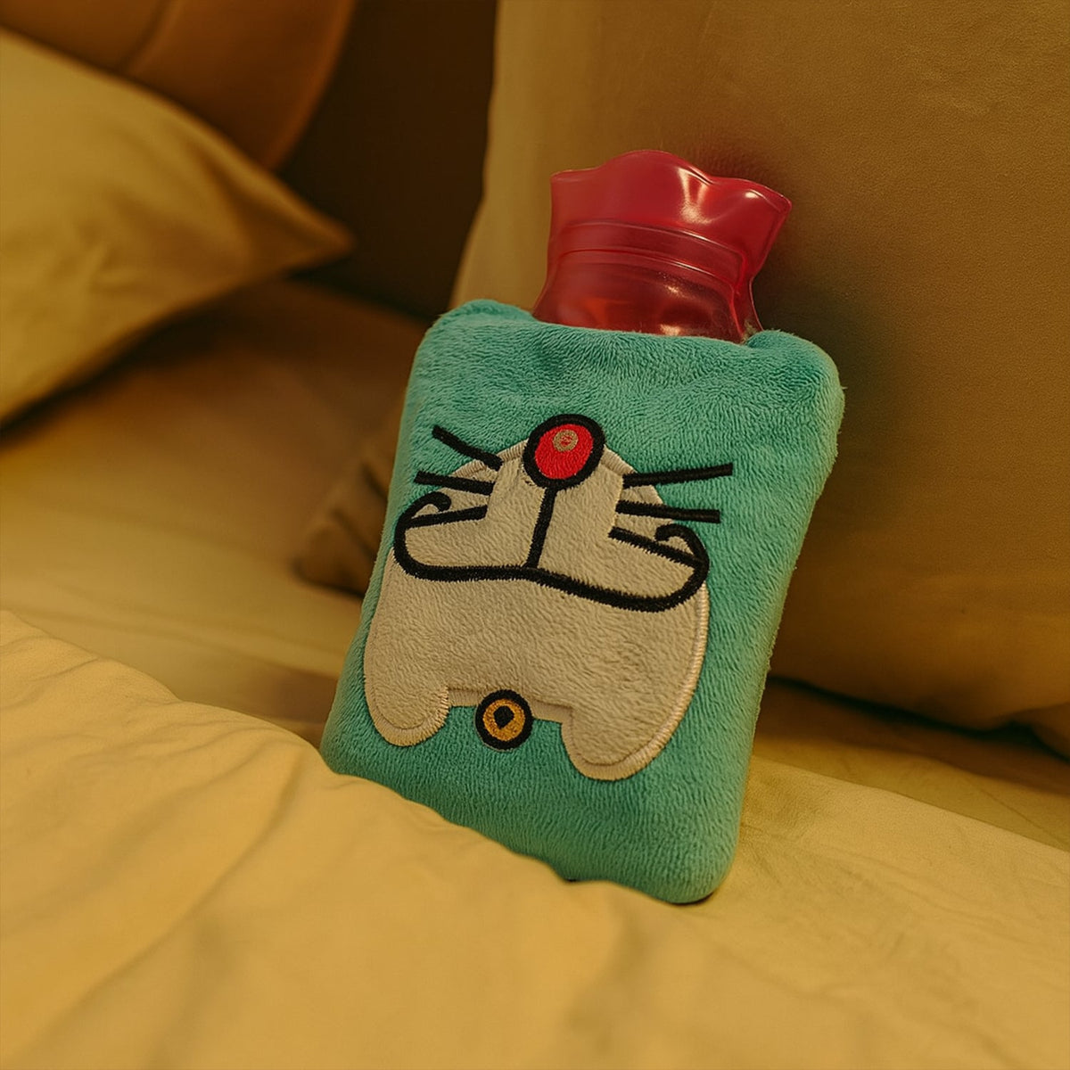 Doremon Hot Water Bag – Pain Relief with Soft Cover – close-up