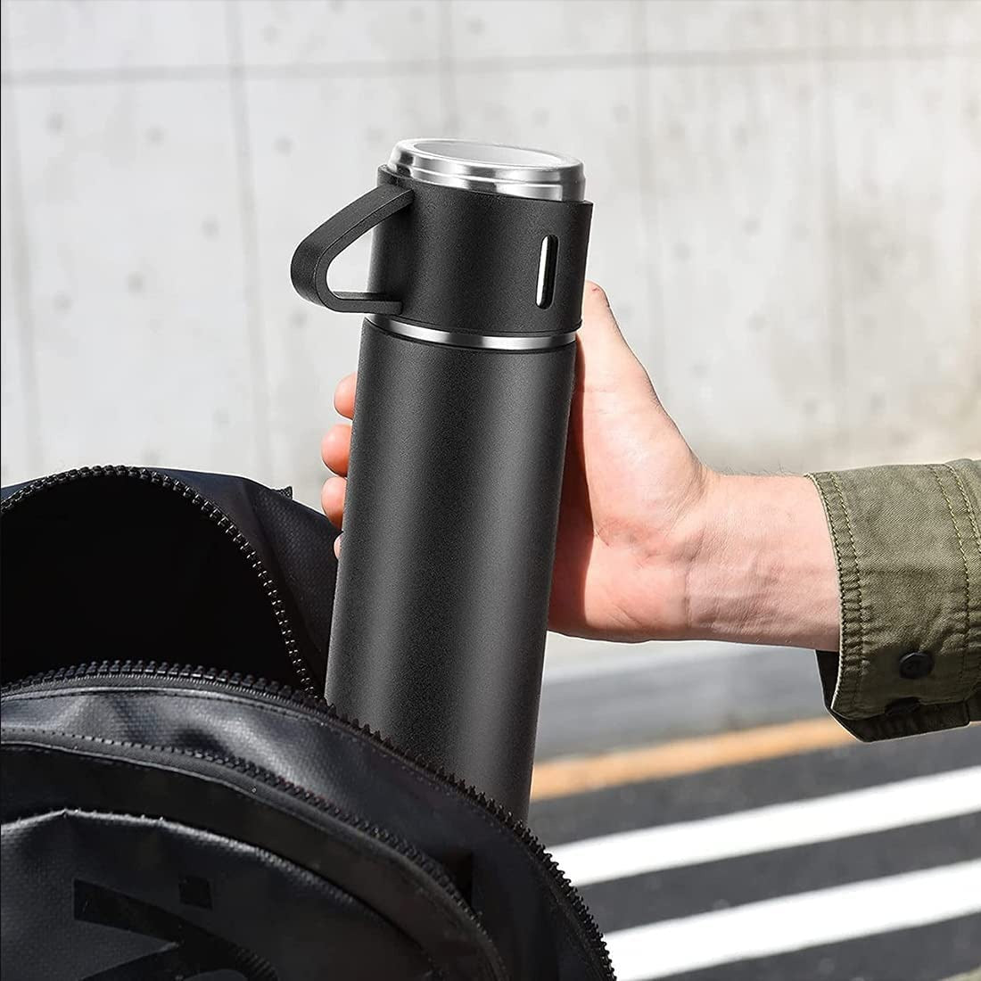 Stainless Steel Vacuum Flask set with 3 Cups – 500ml – alternate view