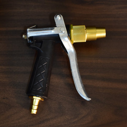 Gold Hose Nozzle – Durable Metal Trigger Spray – close-up
