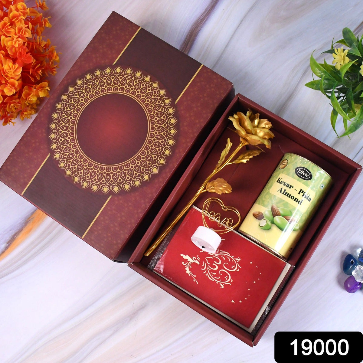 Valentine’s Day Gift Box – Heart Light, Chocolates