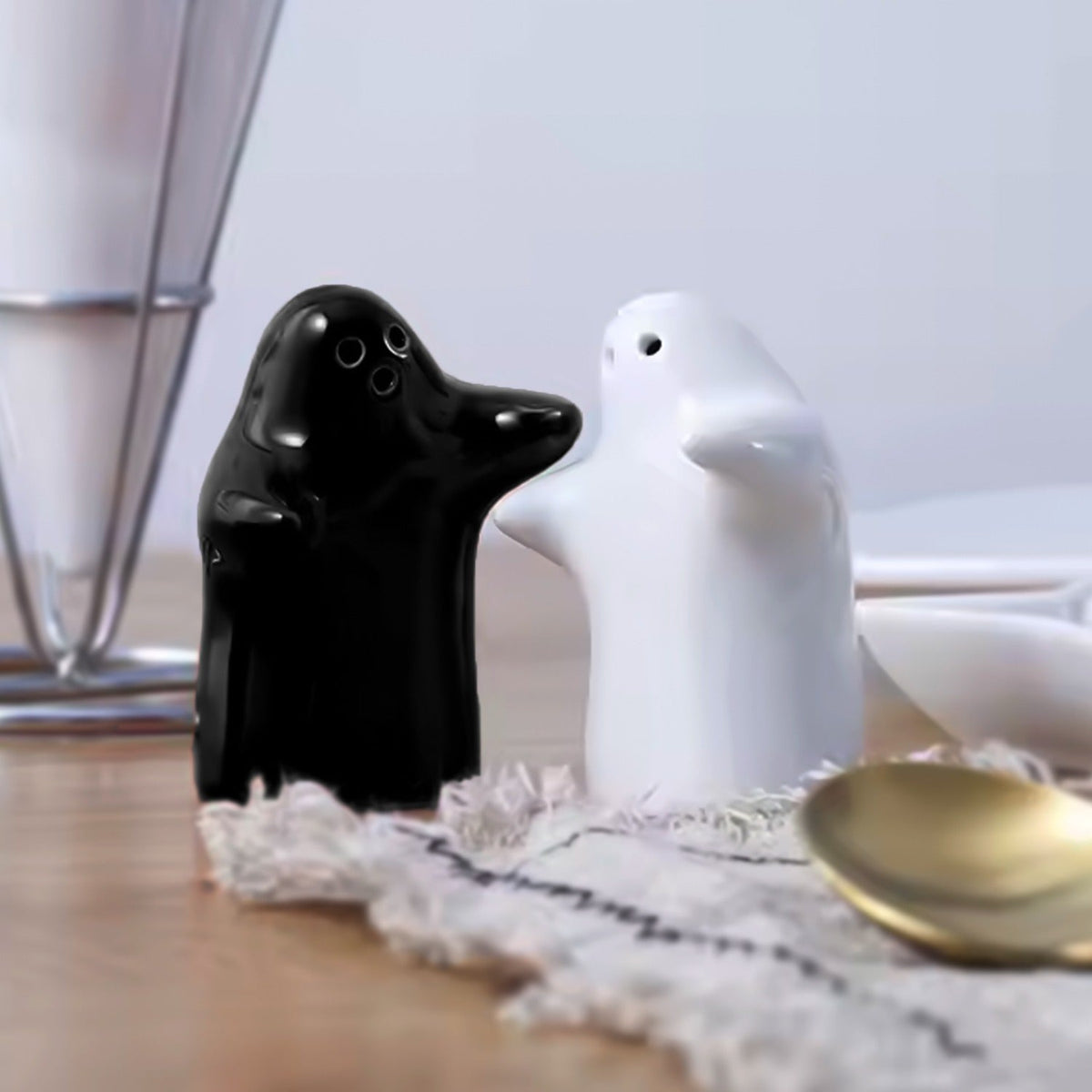 Ceramic Salt and Pepper Shakers – Modern Couple Design