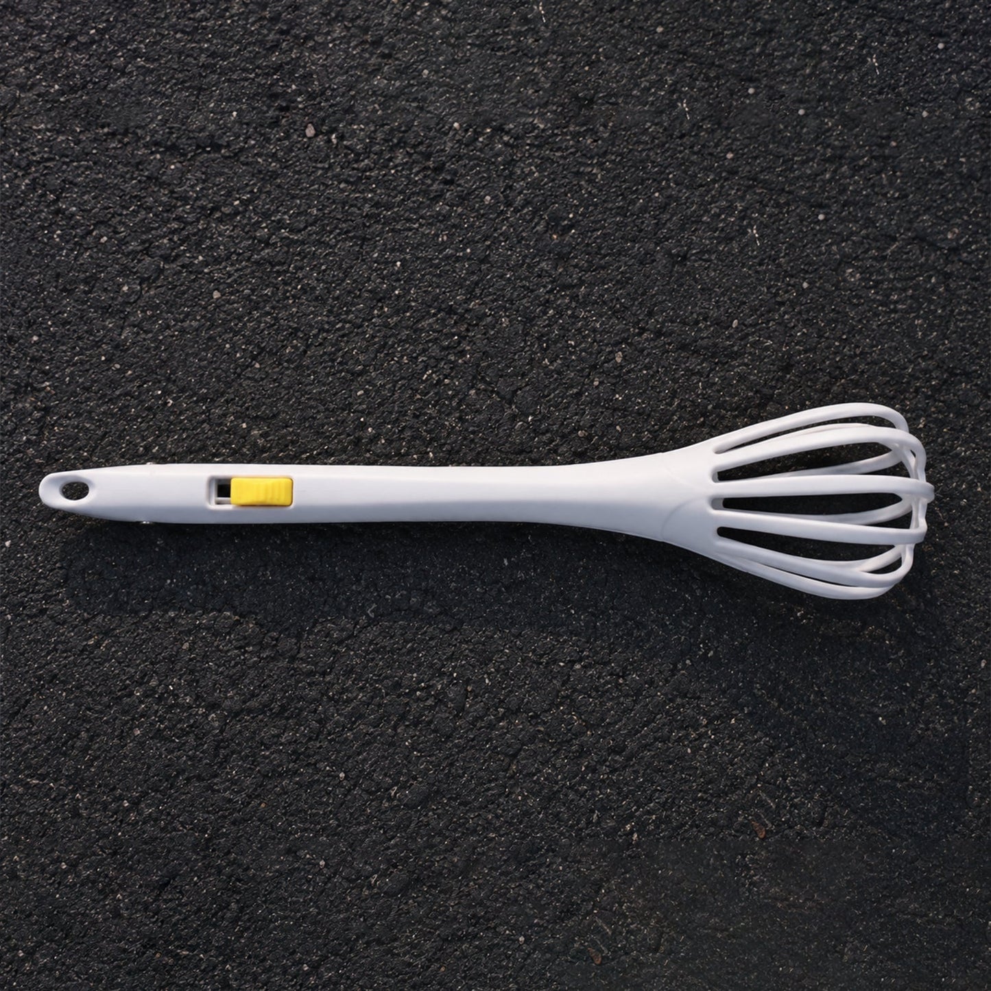 Egg beater white bg
