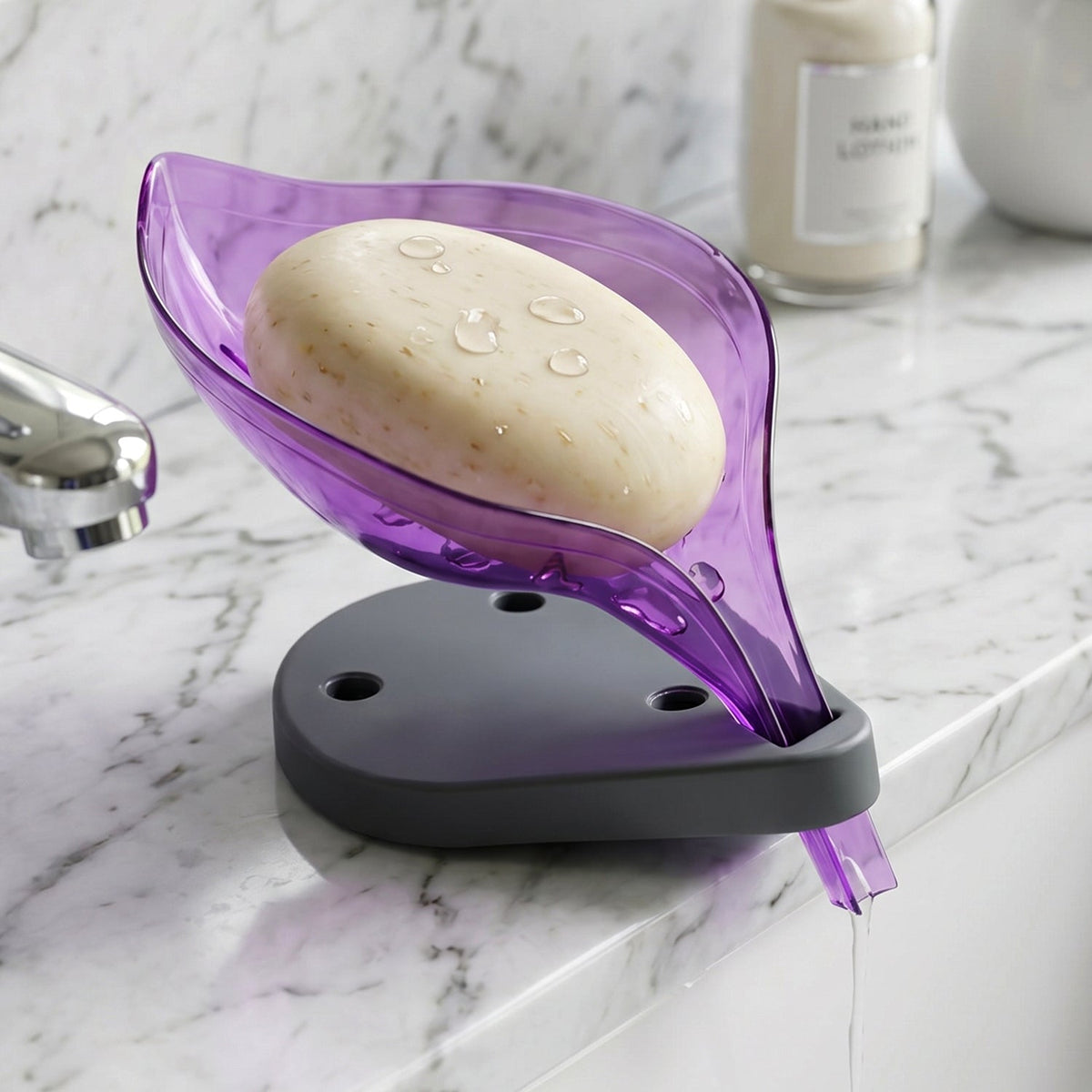 Leaf Shape Soap Tray – Self-Draining Holder – close-up