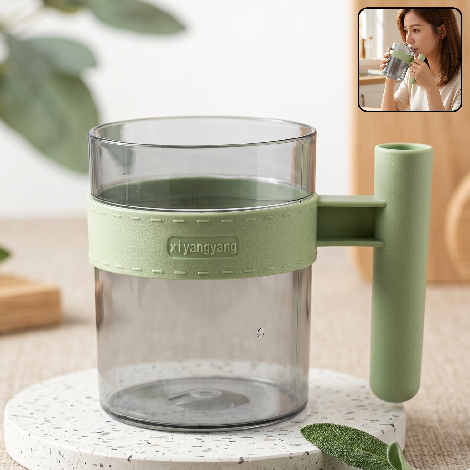Transparent plastic cup with handle, reusable mug for water, tea and coffee (1 pc)