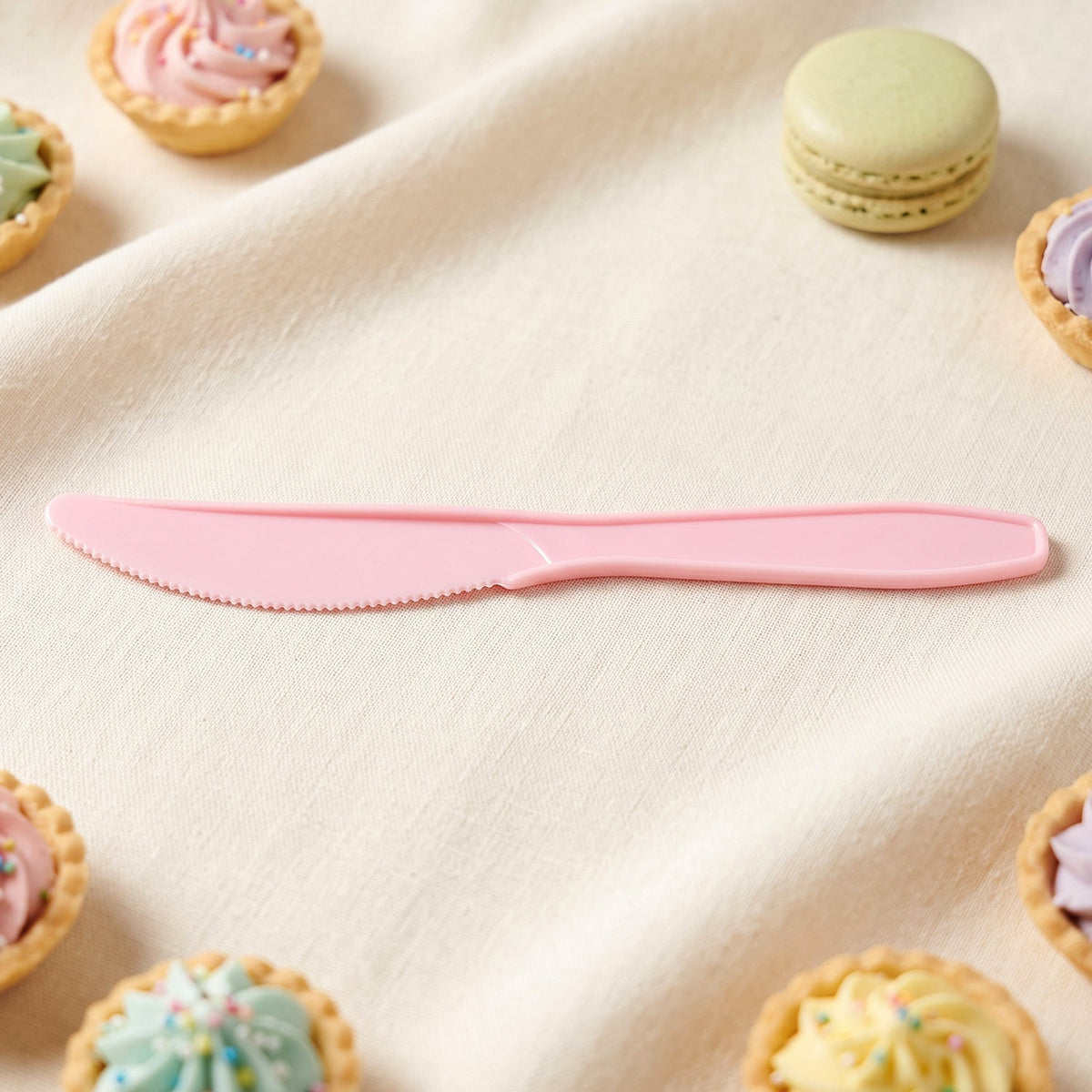 Reusable Multicolor Plastic Dessert Knife set – detail view