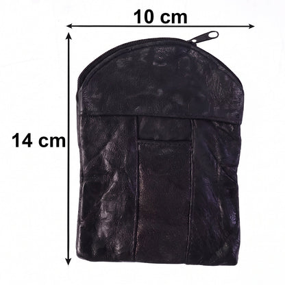Versatile black mini pouch suitable for men and women for everyday use.