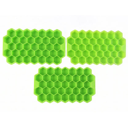 Flexible honeycomb ice tray set for chilled drinks and cocktails