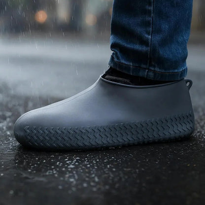 Rainproof silicone shoe cover suitable for outdoor use