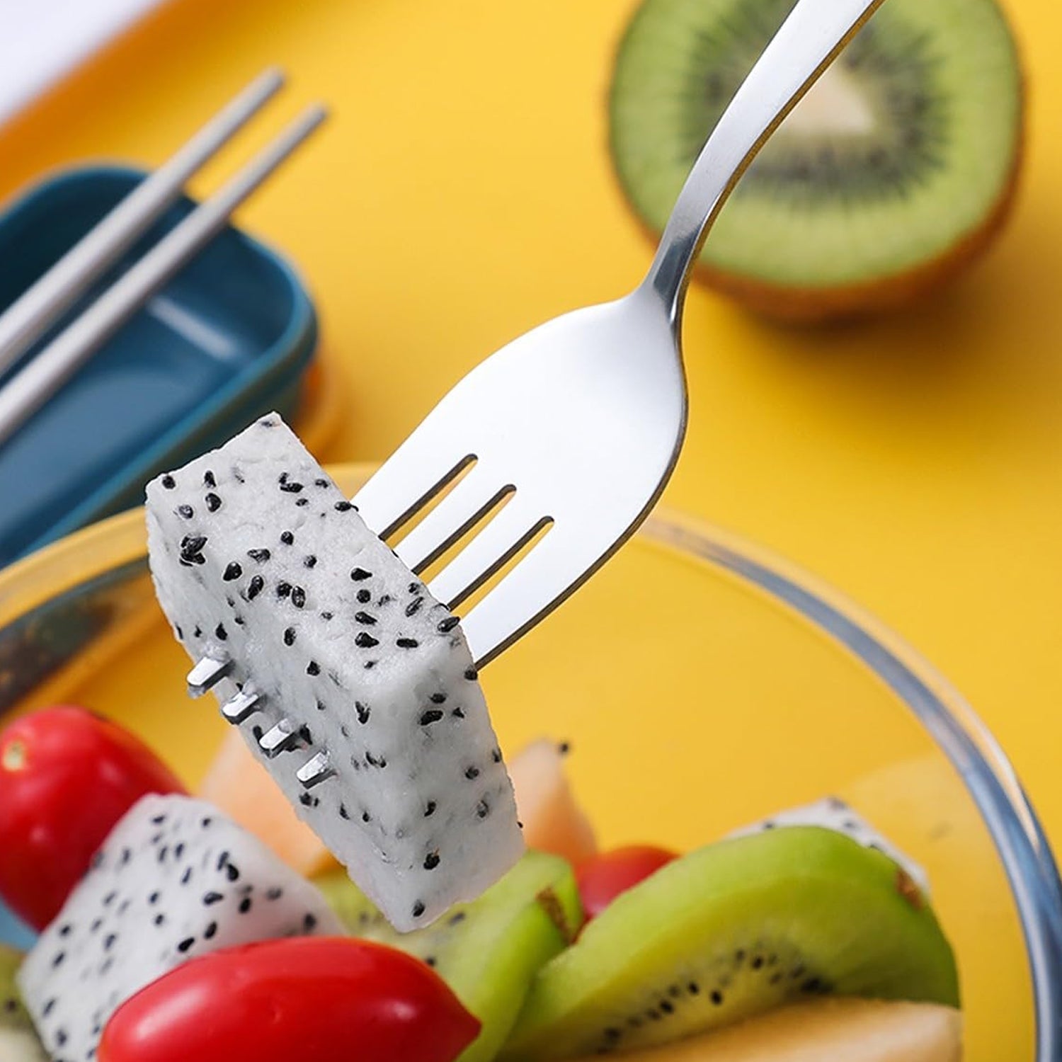 Portable spoon, fork and chopsticks kit for office and travel