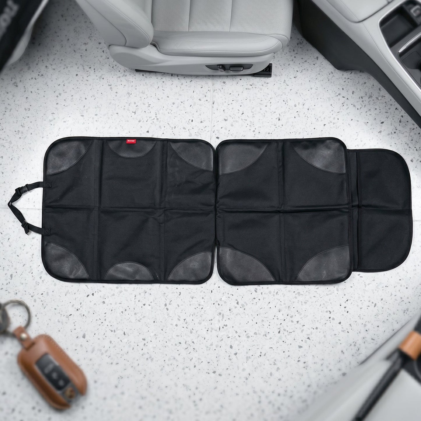Seat protector padding detail