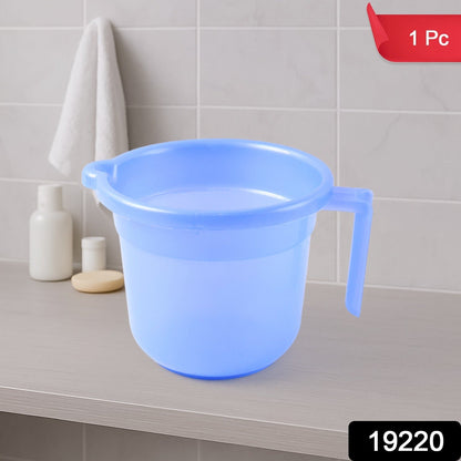Unbreakable Plastic Bath Mug 1000ML with Ergonomic Handle – side view