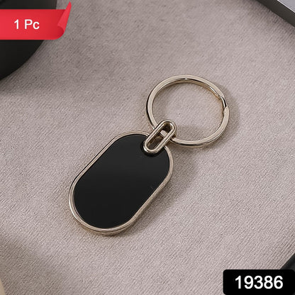 Oval Metal Keychain – Elegant Black & Silver Finish