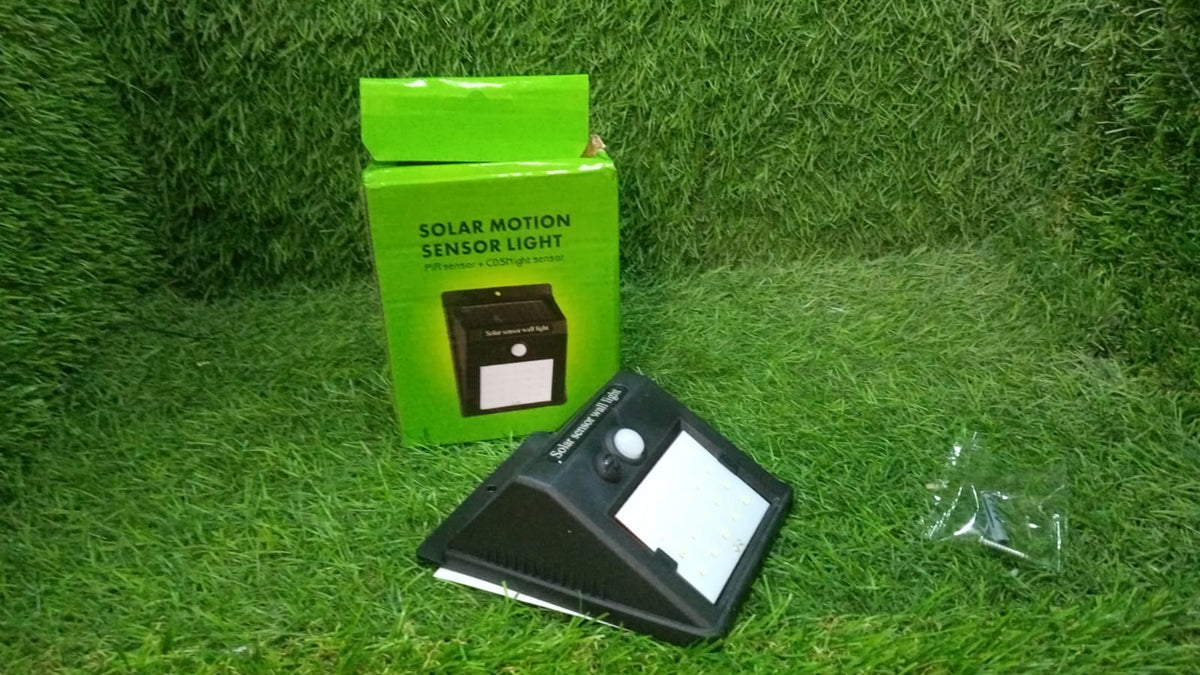 Solar Security LED Light – 30-LED Outdoor Wall – view 8