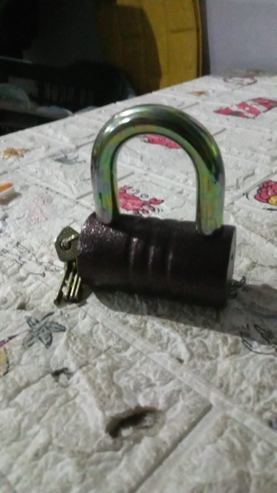 Iron Padlock – 82mm Heavy-Duty Brass Core – view 9