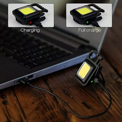 Rechargeable Keychain Flashlight – 4 Light Modes, Magnetic – detail view